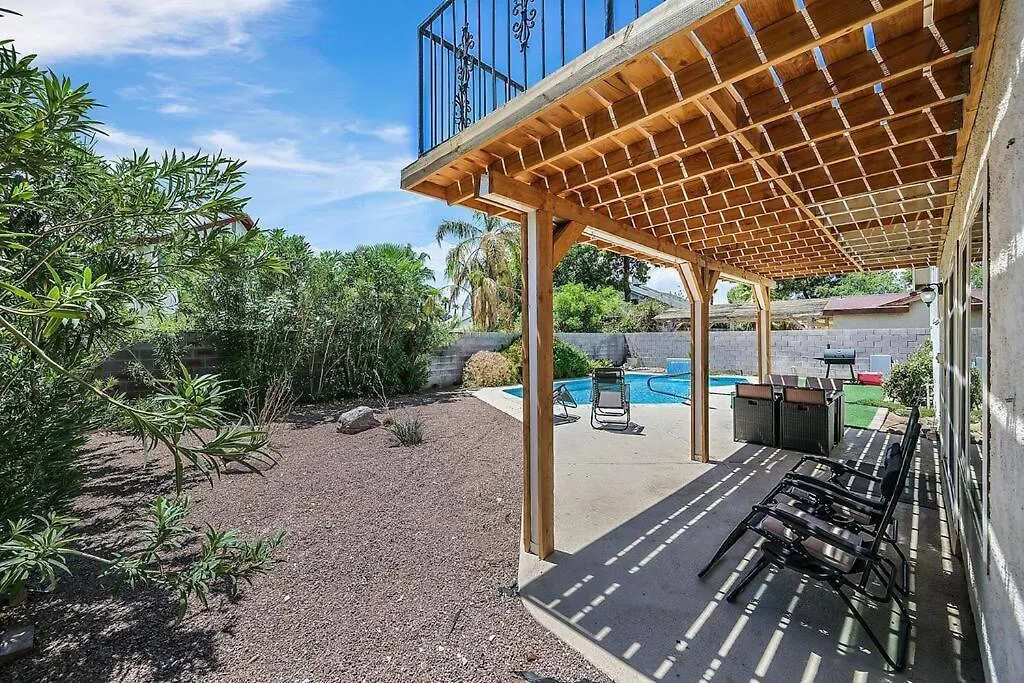 Oh My Gosh! Look At This One! location